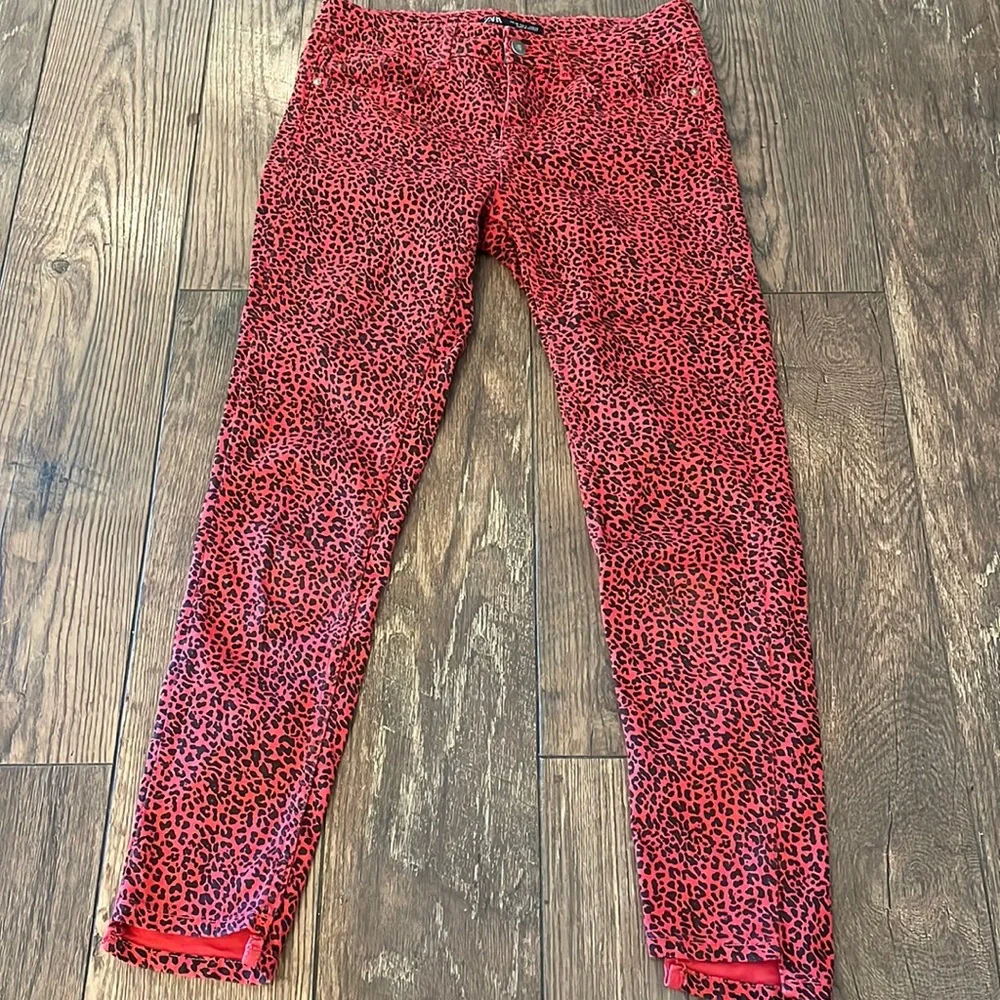Zara Red/Black Leopard Skinny‎ Jeans 6